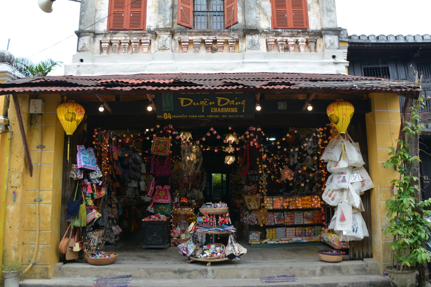 souvenir shop